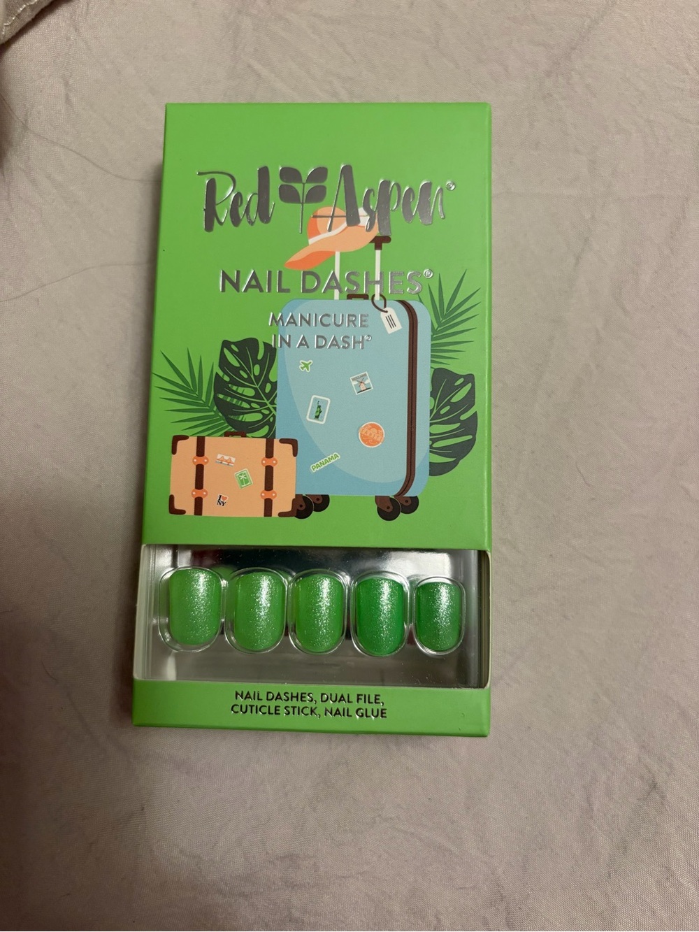 Red Aspen Green Nail Dashes Press-On Nails